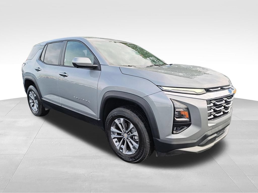 Used 2025 Chevrolet Equinox LT w/ Safety and Technology Package FWD image 7