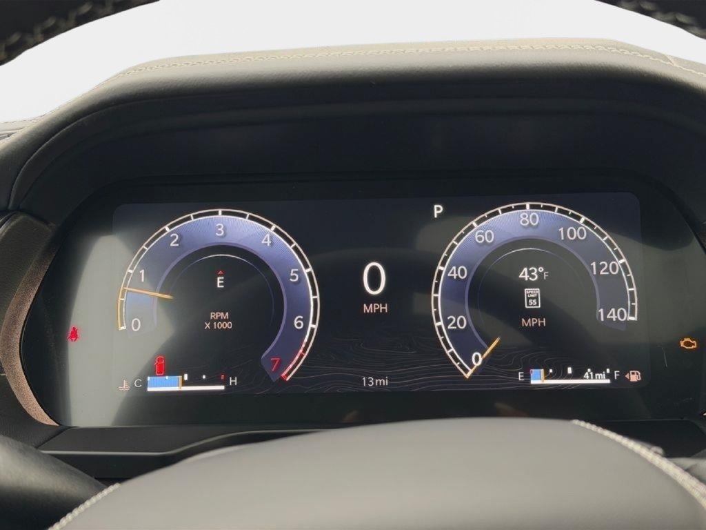 New 2025 Jeep Grand Cherokee Overland w/ Luxury Tech Group IV AWD/4WD image 25