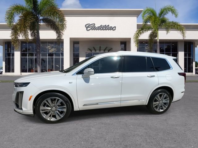 Used 2022 Cadillac XT6 Premium Luxury image 7