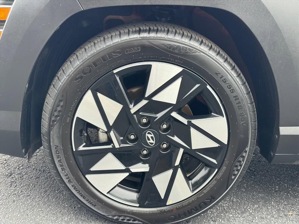 Used 2025 Hyundai Kona SEL image 9