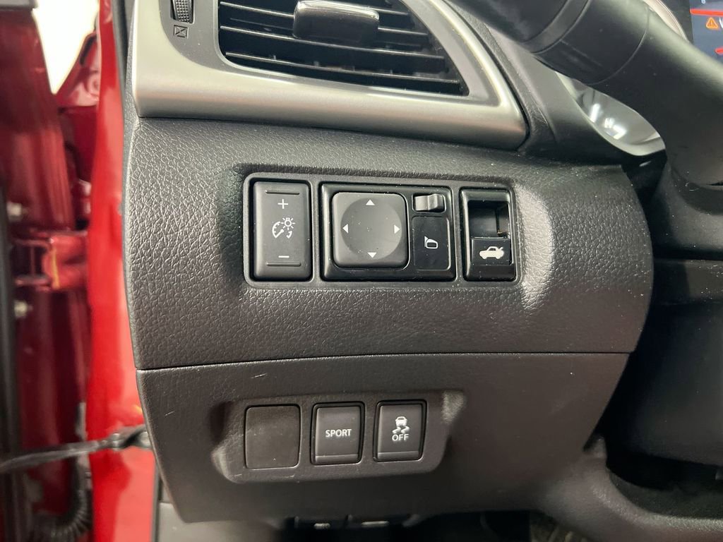 Used 2019 Nissan Sentra SR image 18