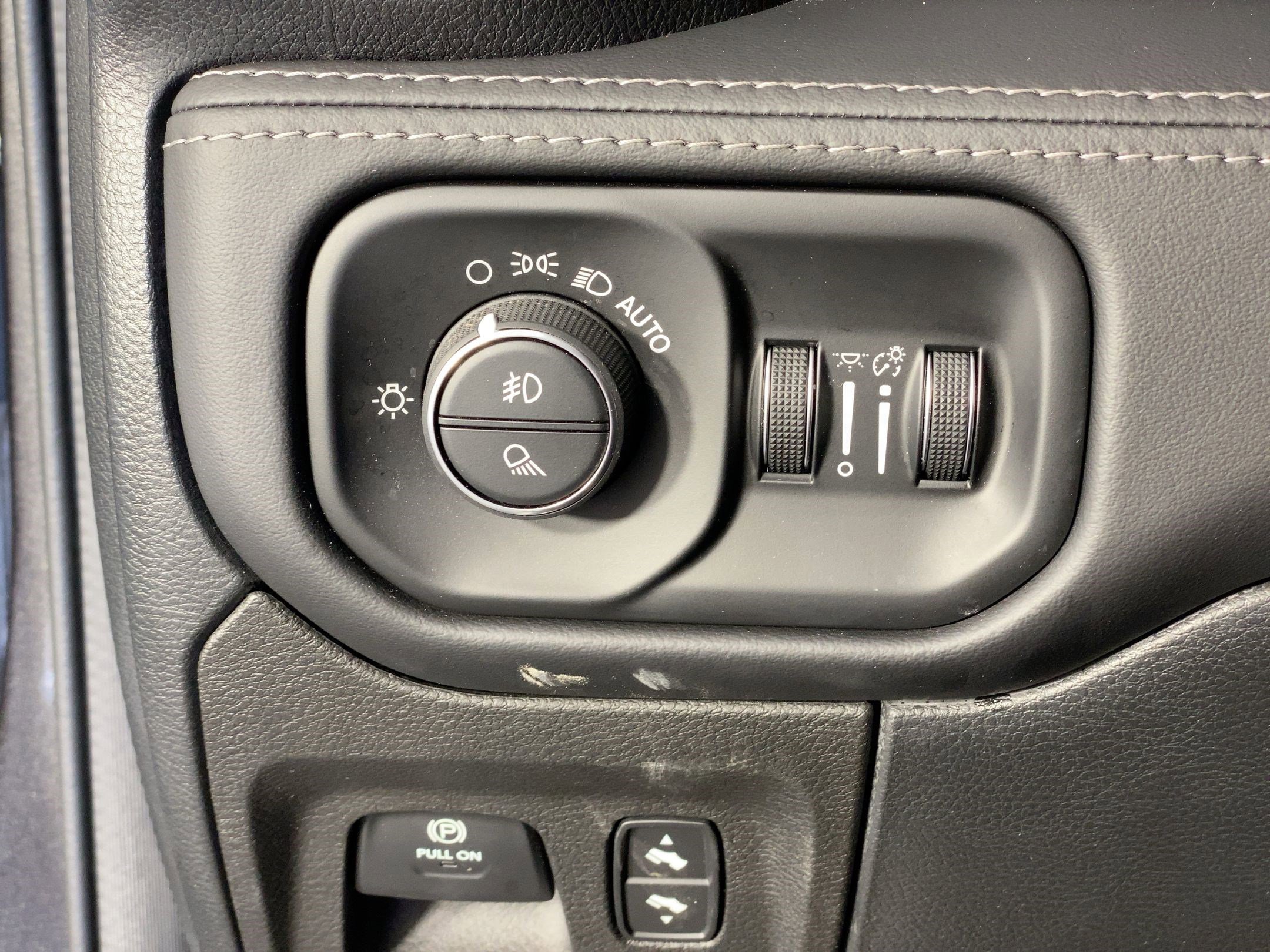 Used 2022 RAM 1500 Limited image 15