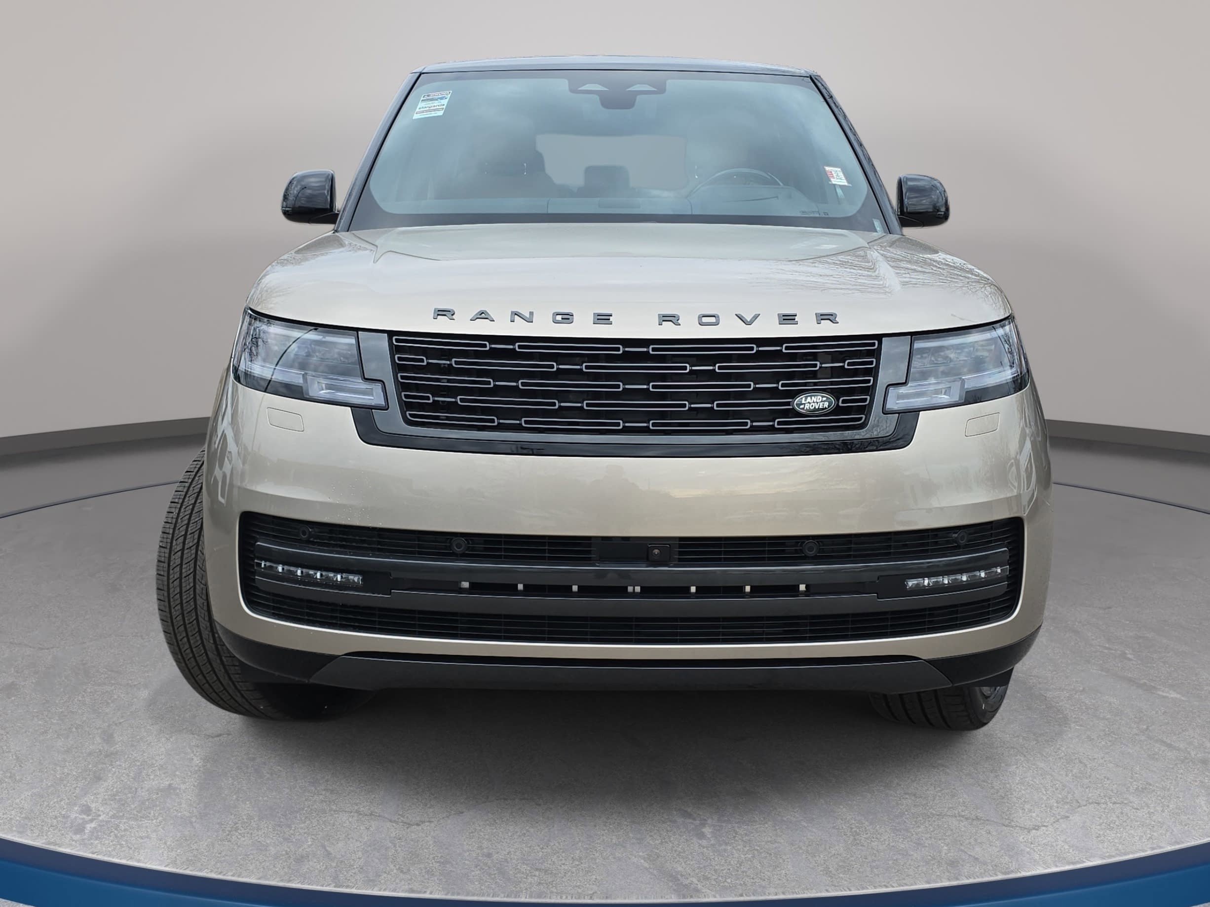 New 2026 Land Rover Range Rover Long Wheelbase SE AWD/4WD image 2
