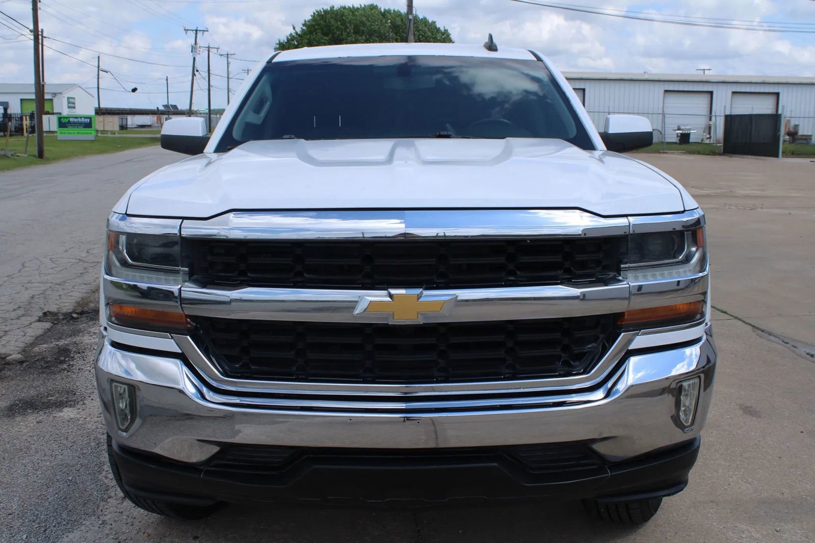 Used 2017 Chevrolet Silverado 1500 LT w/ All Star Edition image 2