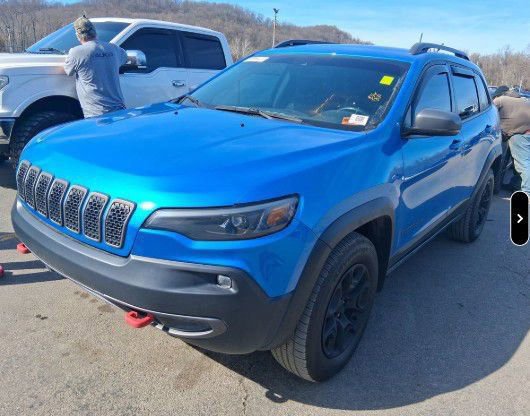Used 2021 Jeep Cherokee Trailhawk image 1