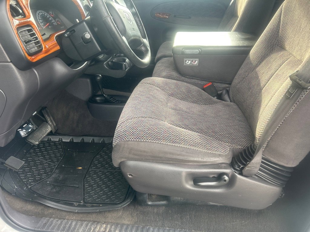 Used 1999 Dodge Ram 2500 Truck 4x4 Quad Cab image 18