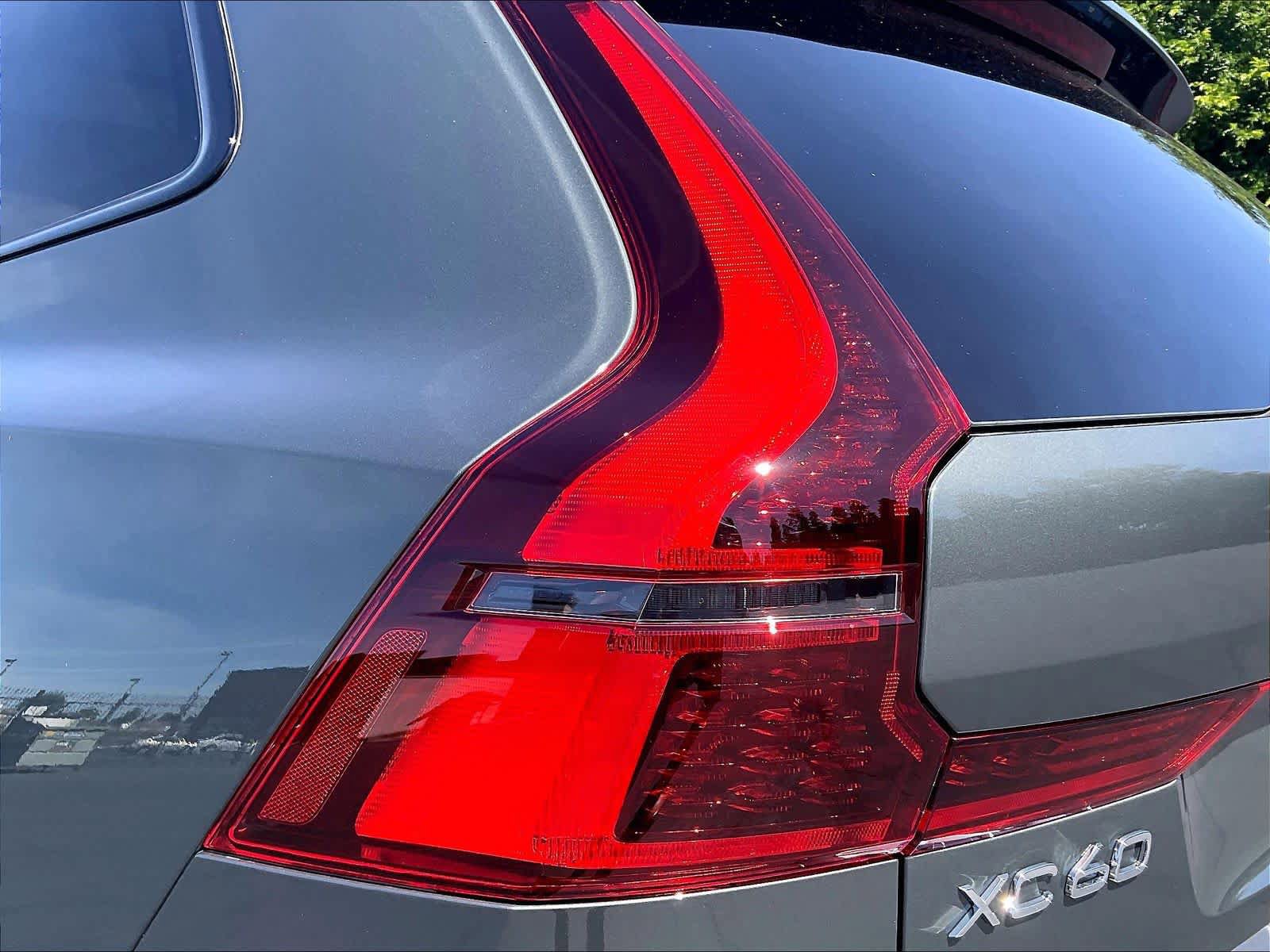 New 2026 Volvo XC60 T8 Plus w/ Climate Package AWD/4WD image 25