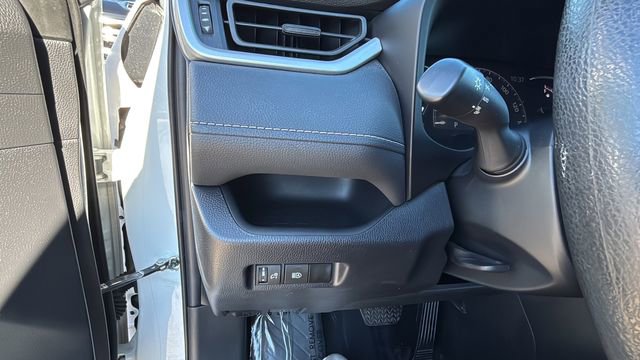 Used 2024 Toyota RAV4 XLE image 21