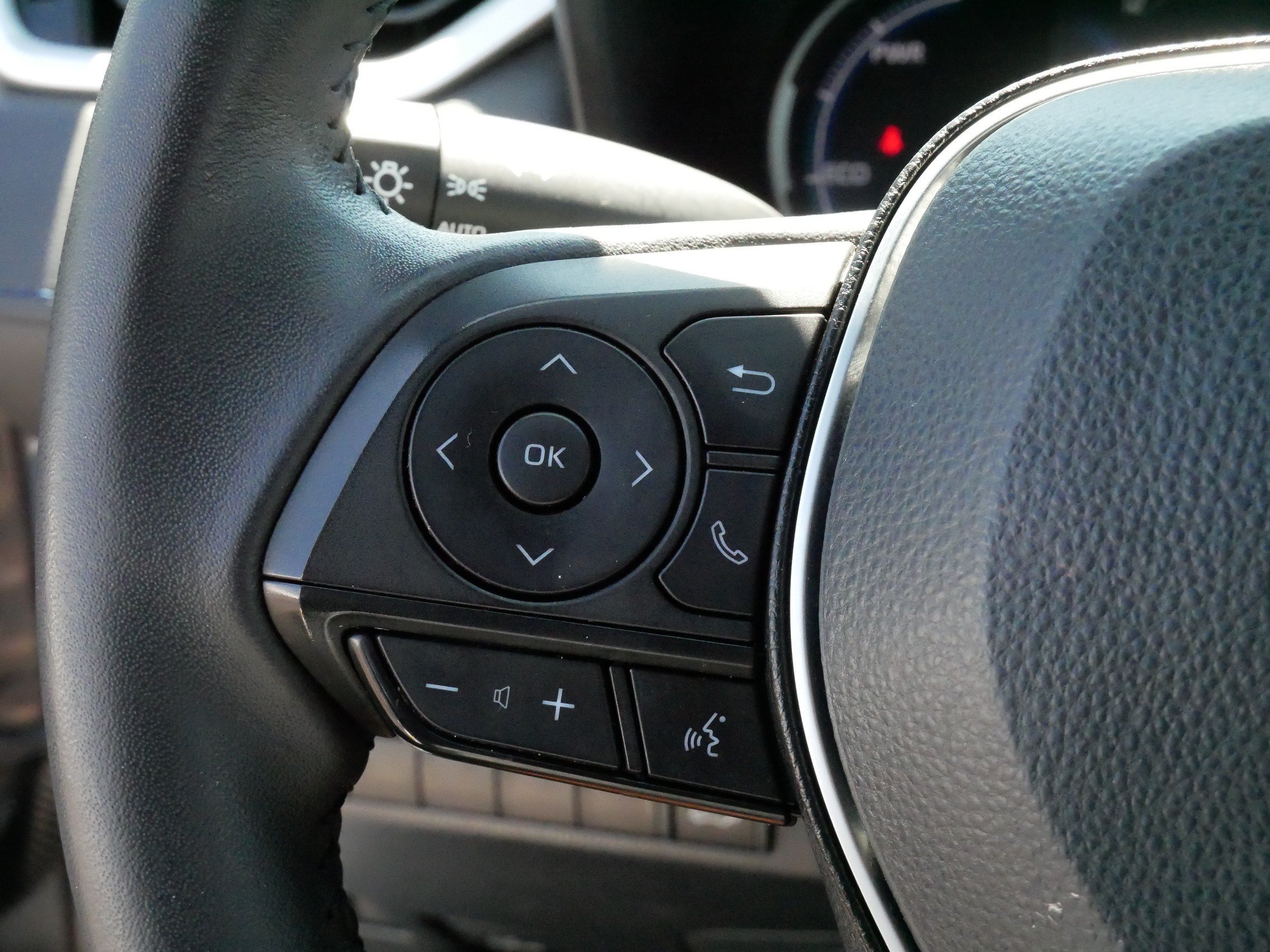 Certified 2023 Toyota RAV4 XSE AWD/4WD image 25