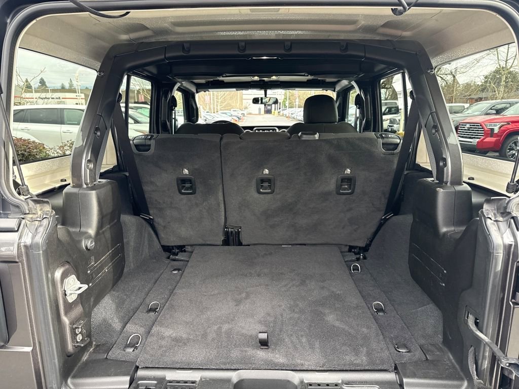 Used 2022 Jeep Wrangler Unlimited Sport image 14