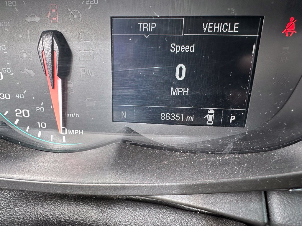 Used 2018 Chevrolet Trax LT w/ LT Convenience Package FWD image 31