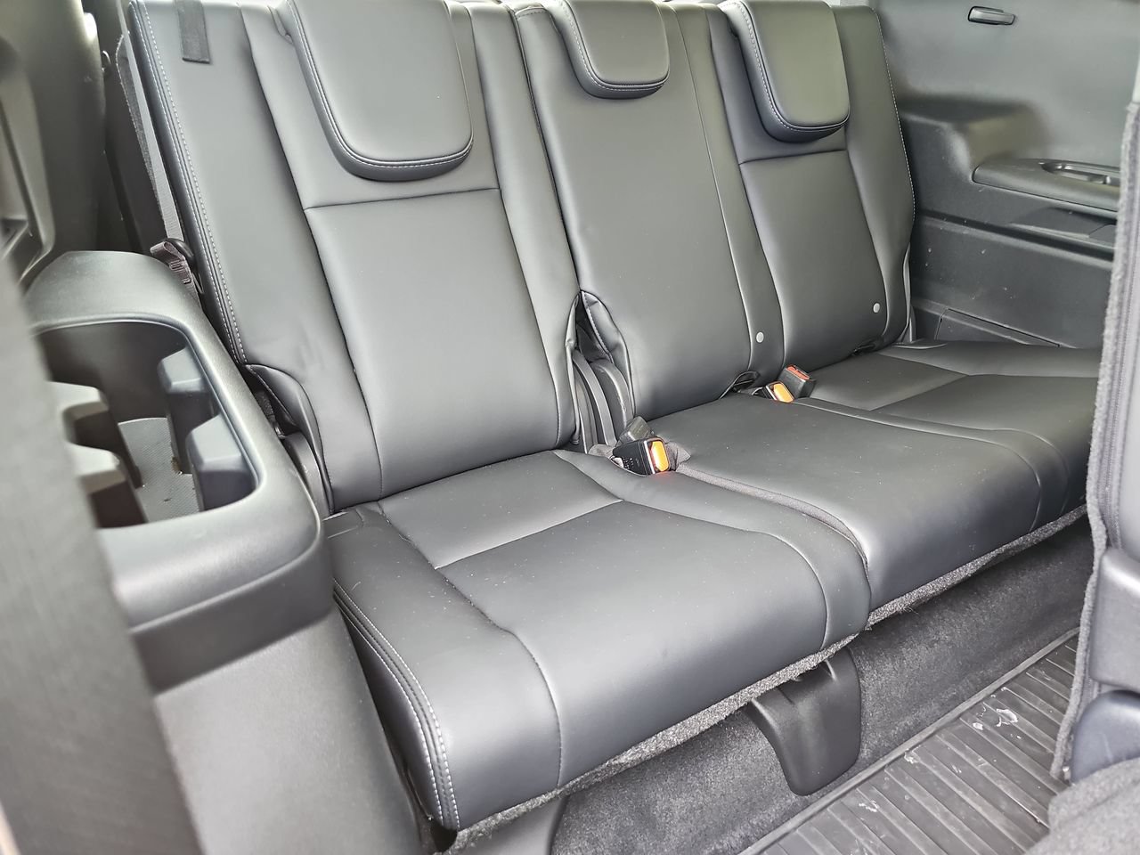 Certified 2026 Subaru Ascent Premium AWD/4WD image 15