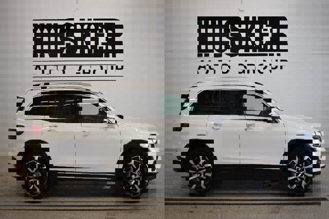 Used 2022 Mercedes-Benz GLB 250 GLB 250 4maticﾮ image 2