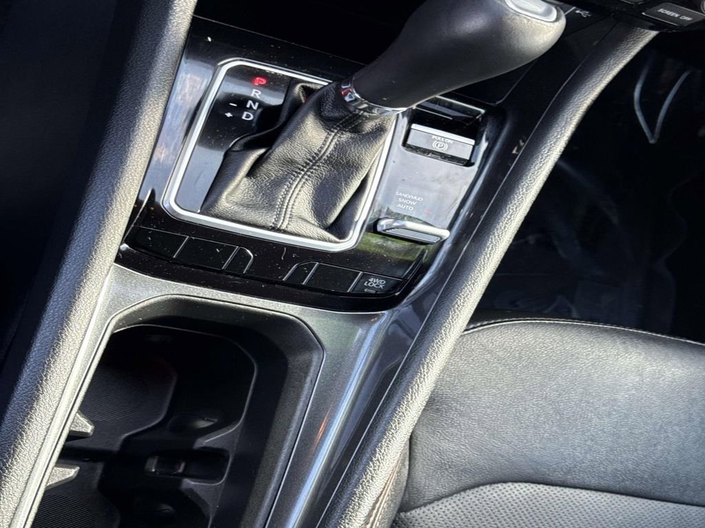 Used 2023 Jeep Compass Latitude image 28