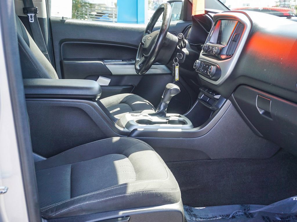 Used 2015 Chevrolet Colorado LT RWD image 12