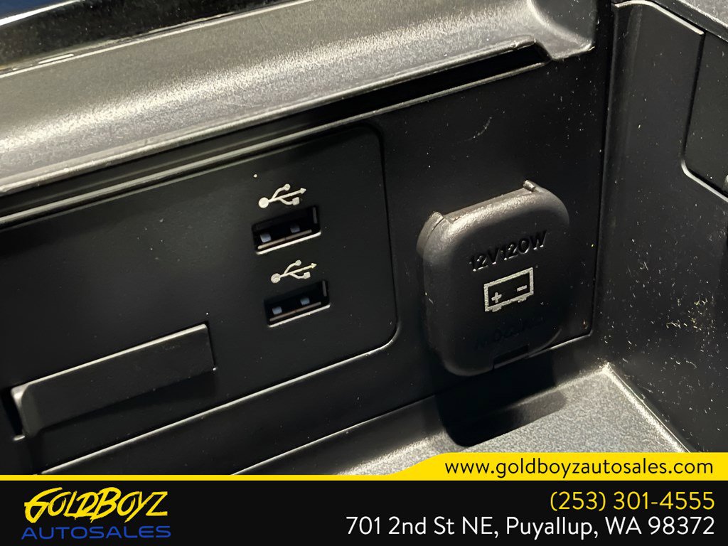 Used 2023 MAZDA MAZDA3 s image 38