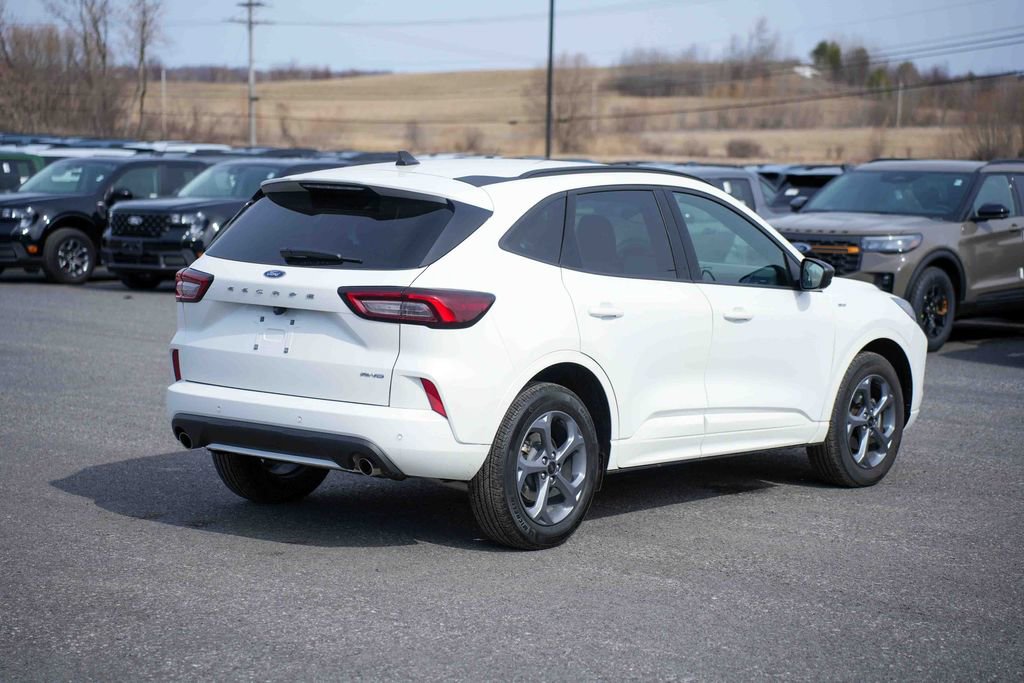 Certified 2023 Ford Escape ST-Line w/ Tech Pack #1 image 5