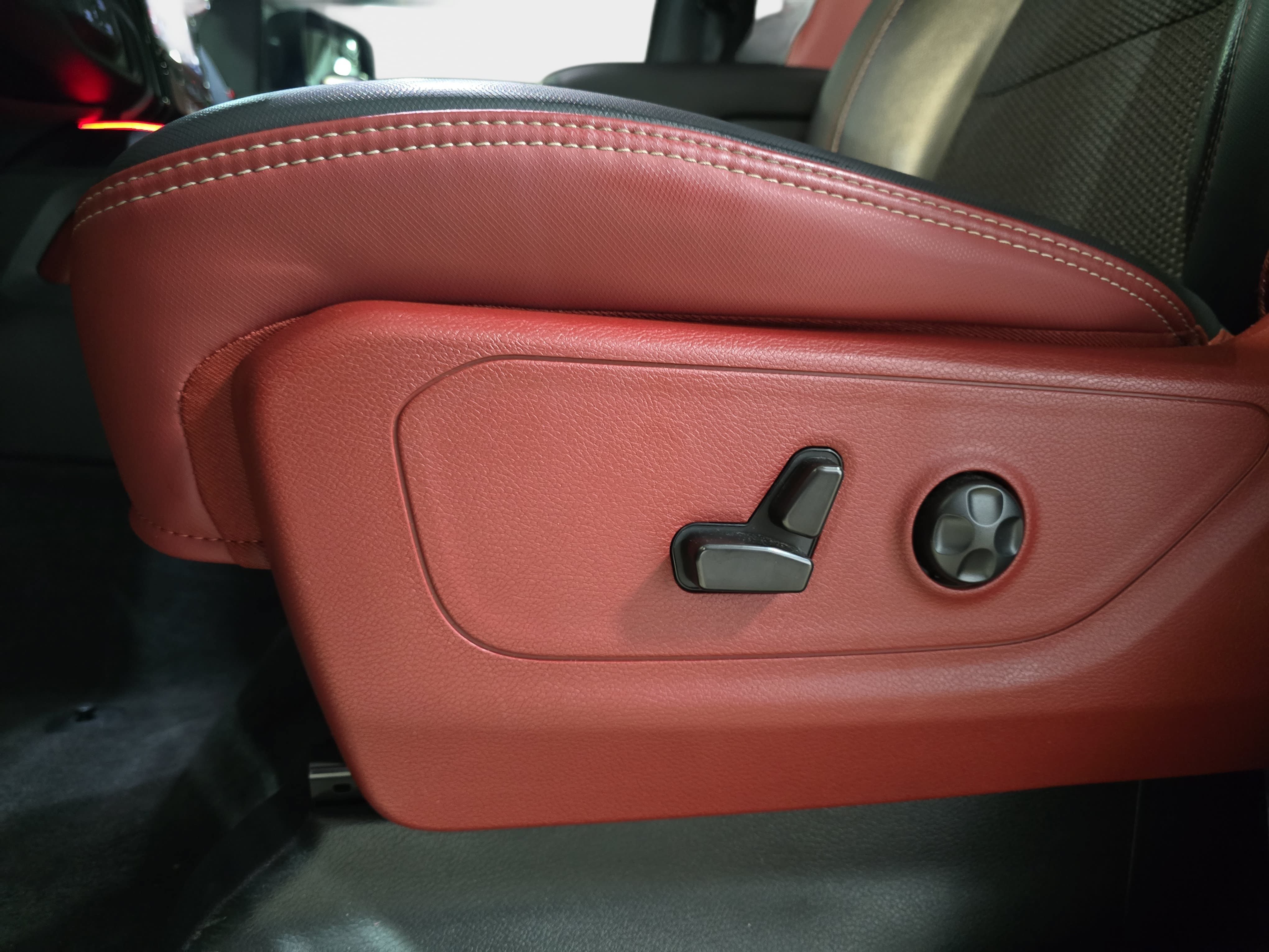 Used 2021 RAM 1500 TRX AWD/4WD image 26