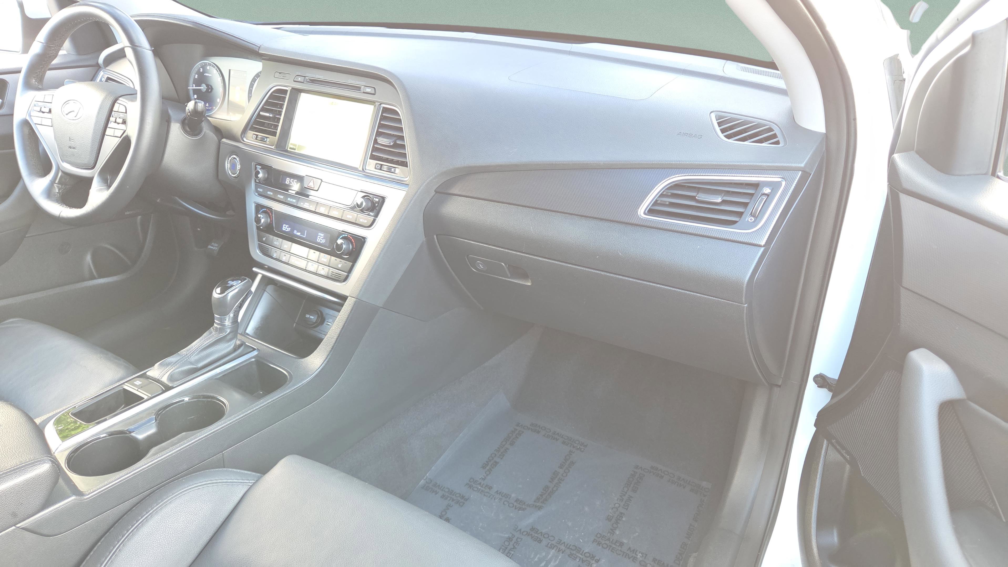 Used 2016 Hyundai Sonata Sport w/ Option Group 03 image 18