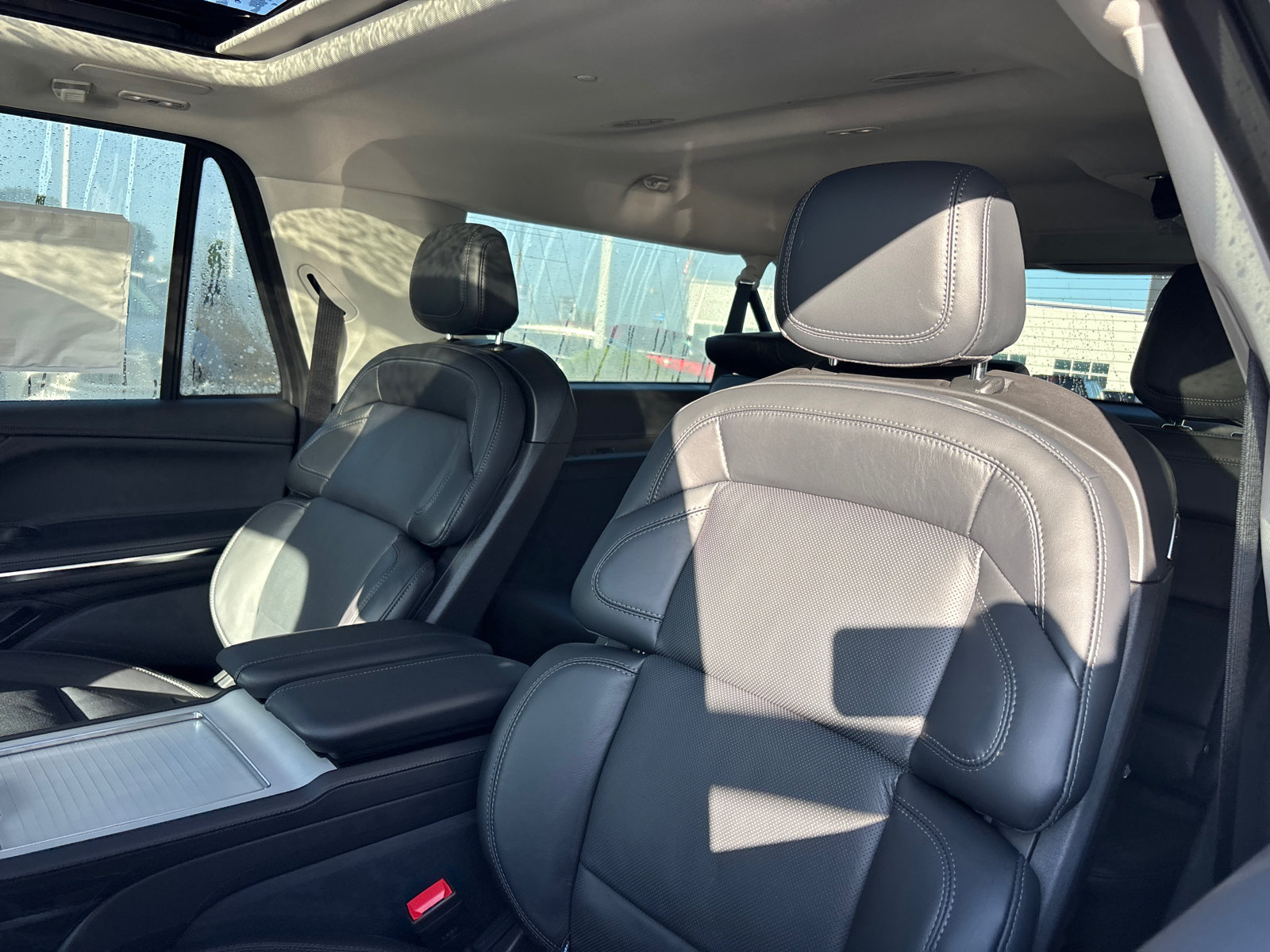 New 2026 Lincoln Navigator L Reserve AWD/4WD image 26