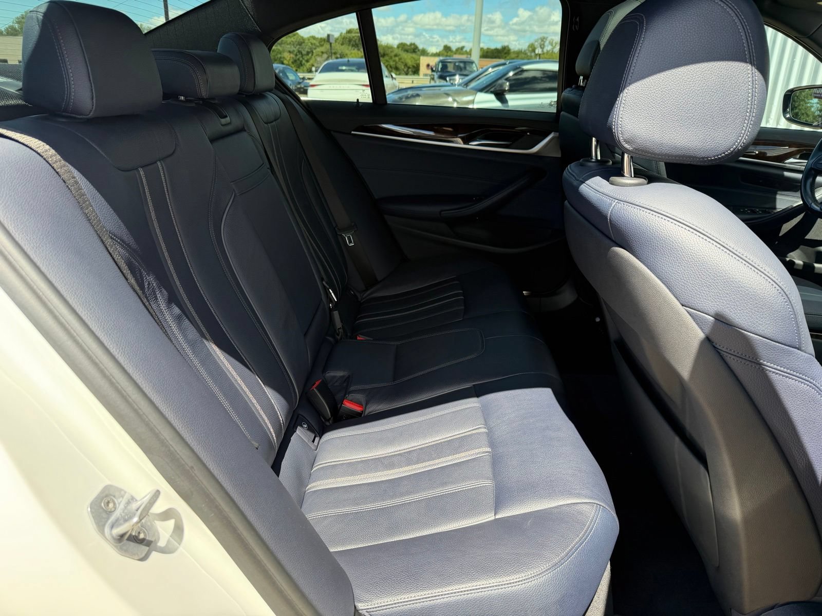 Used 2017 BMW 530i w/ Driving Assistance Package RWD image 23