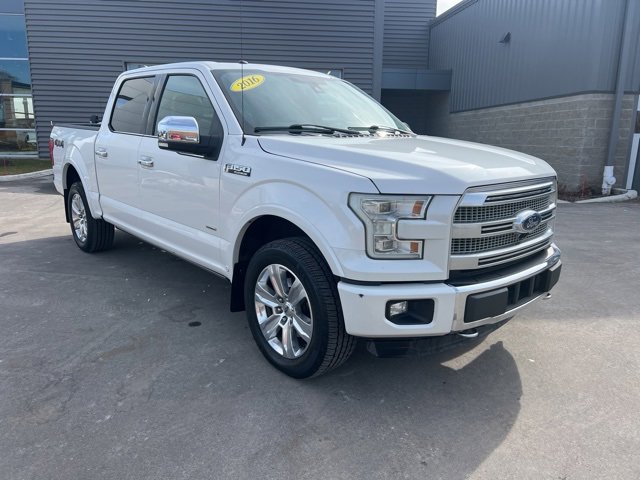 Used 2016 Ford F150 Platinum w/ Equipment Group 701A Luxury image 3