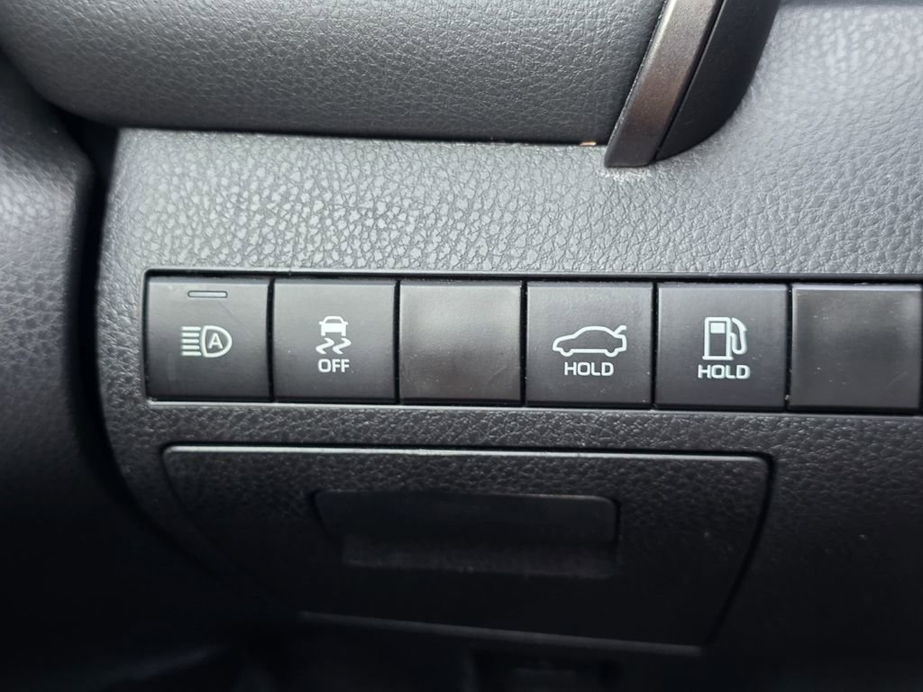 Used 2024 Toyota Camry SE FWD image 23