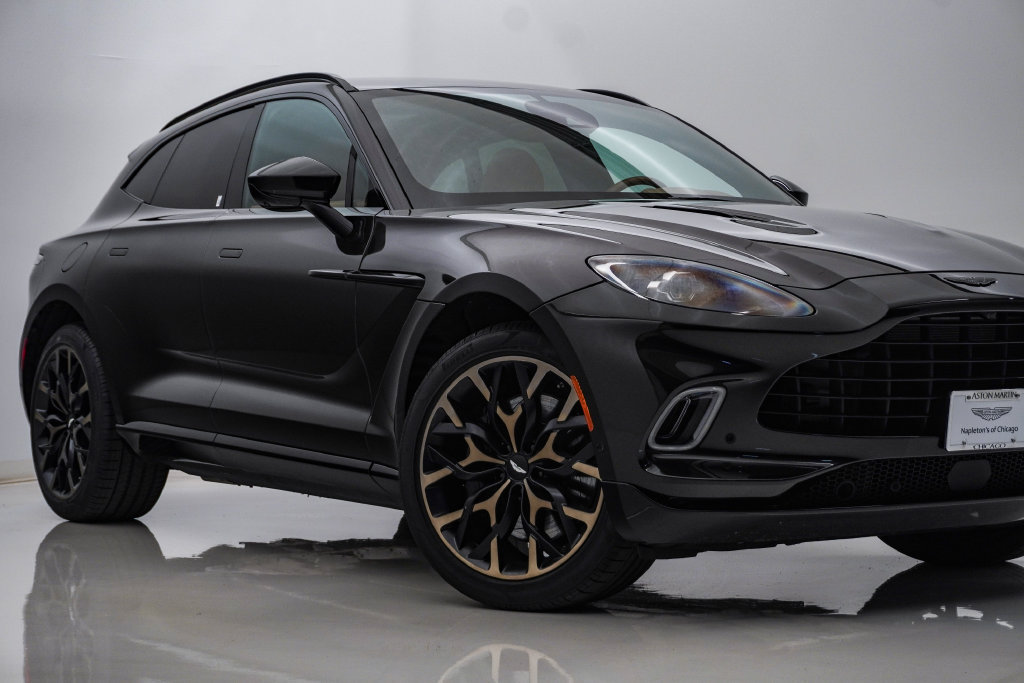 Used 2023 Aston Martin DBX AWD/4WD image 2