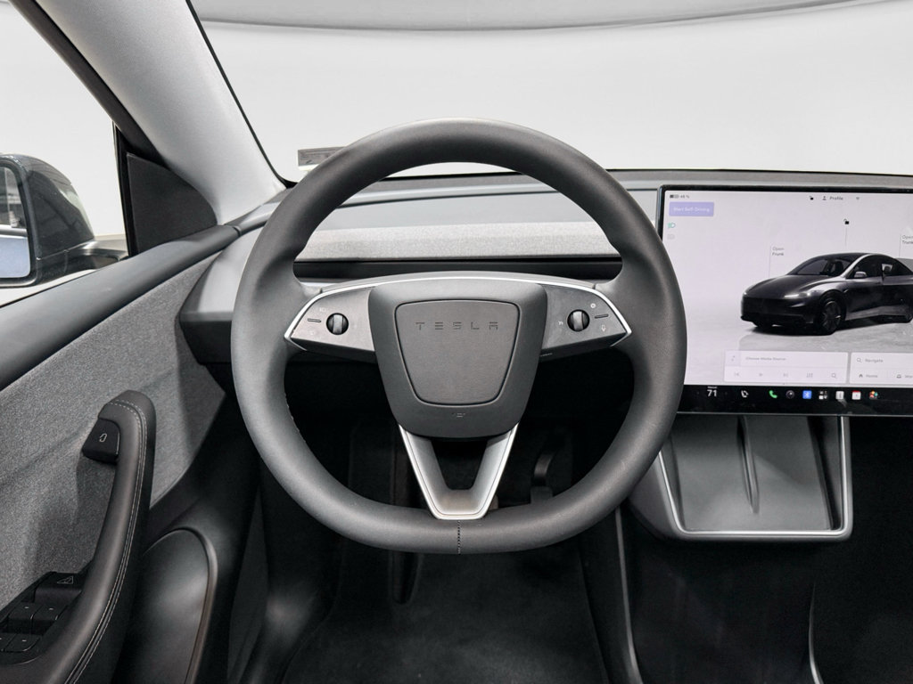 Used 2026 Tesla Model Y Long Range AWD/4WD image 6
