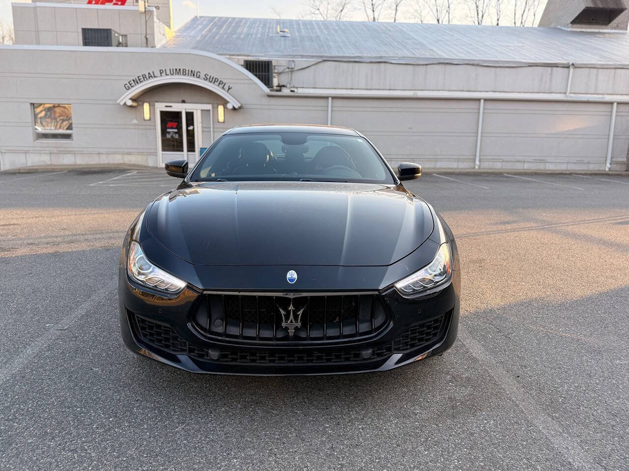 Used 2018 Maserati Ghibli RWD image 2