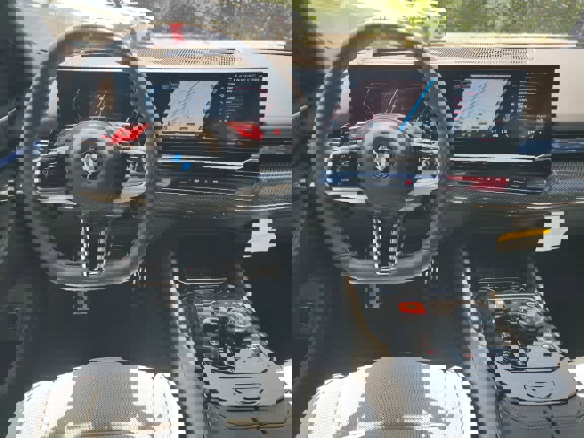 New 2026 BMW M5 w/ Executive Package image 20