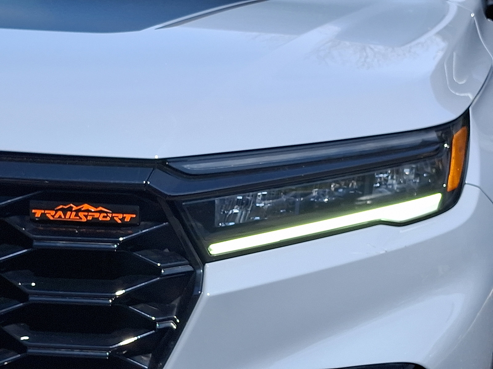 Used 2023 Honda Pilot TrailSport image 12