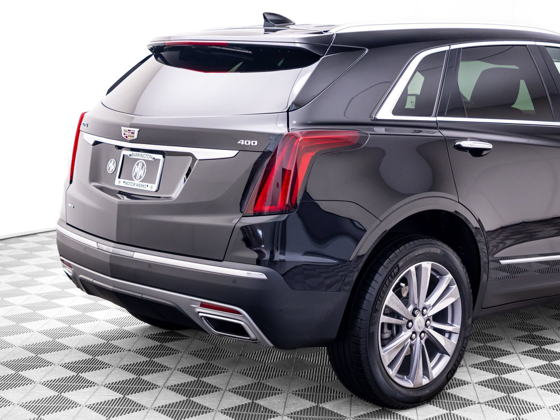 Used 2023 Cadillac XT5 Premium Luxury w/ LPO, Floor Liner Package AWD/4WD image 35
