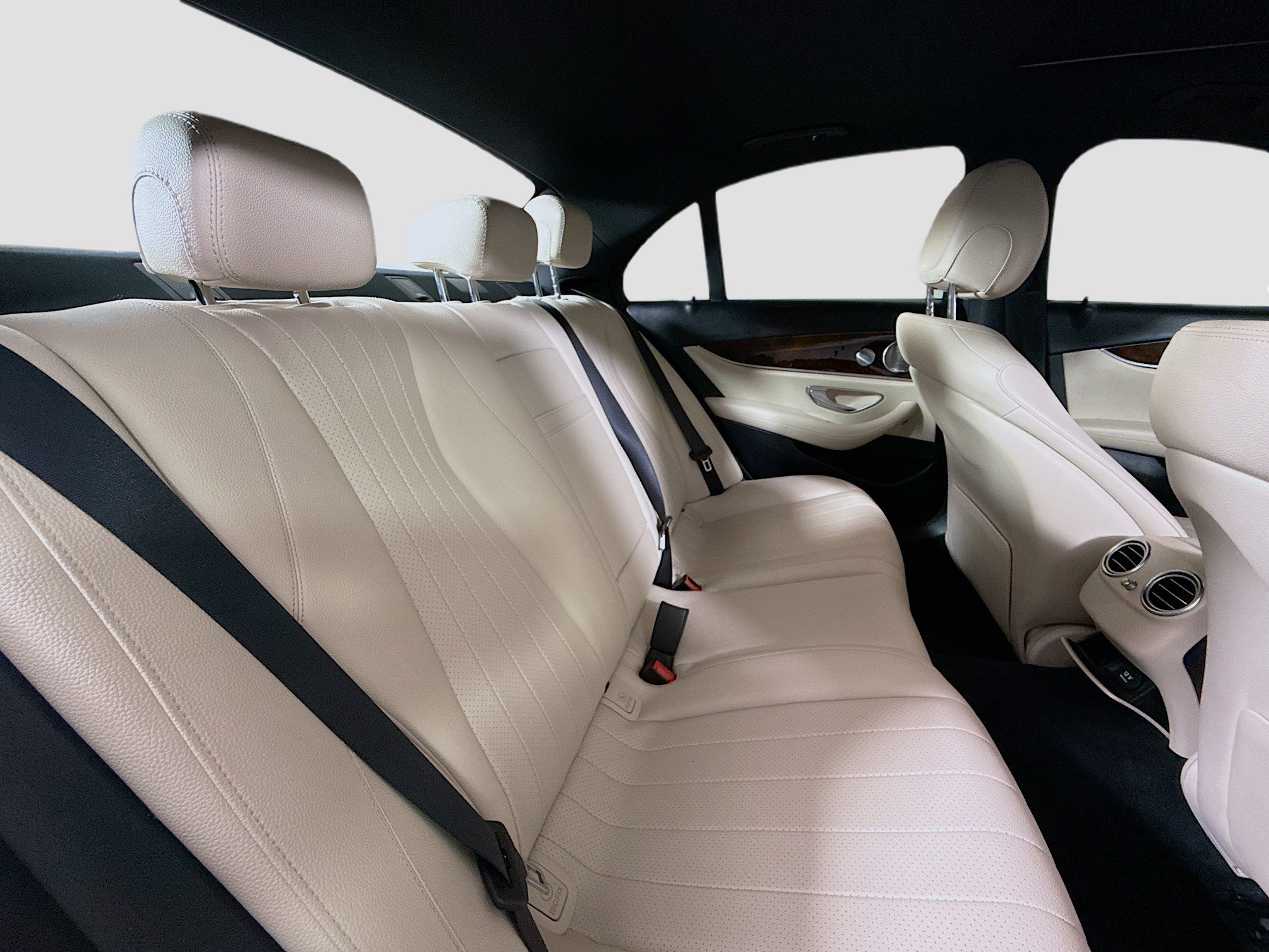 Used 2019 Mercedes-Benz E 300 w/ Premium 1 Package image 27