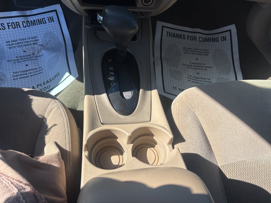 Used 2003 Ford Taurus SE FWD image 18