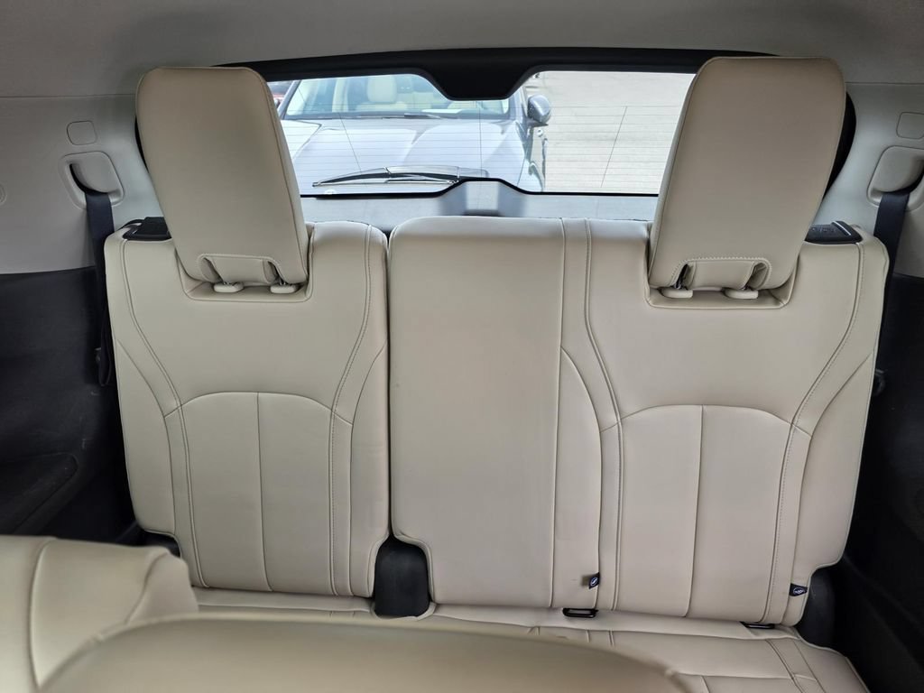 Used 2023 INFINITI QX60 Sensory w/ Vision Package AWD/4WD image 30