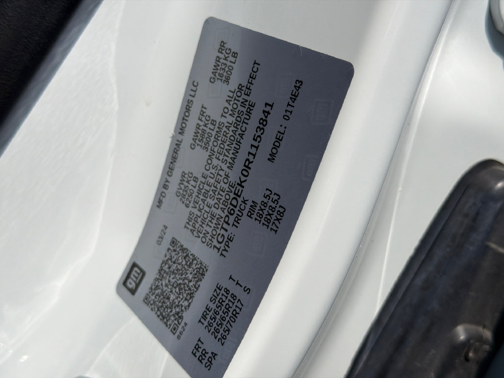 Used 2024 GMC Canyon AT4 w/ AT4 Premium Package AWD/4WD image 18