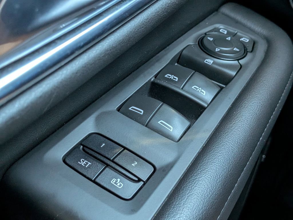 Used 2021 Chevrolet Tahoe Z71 w/ Rear Media and Nav Package image 25