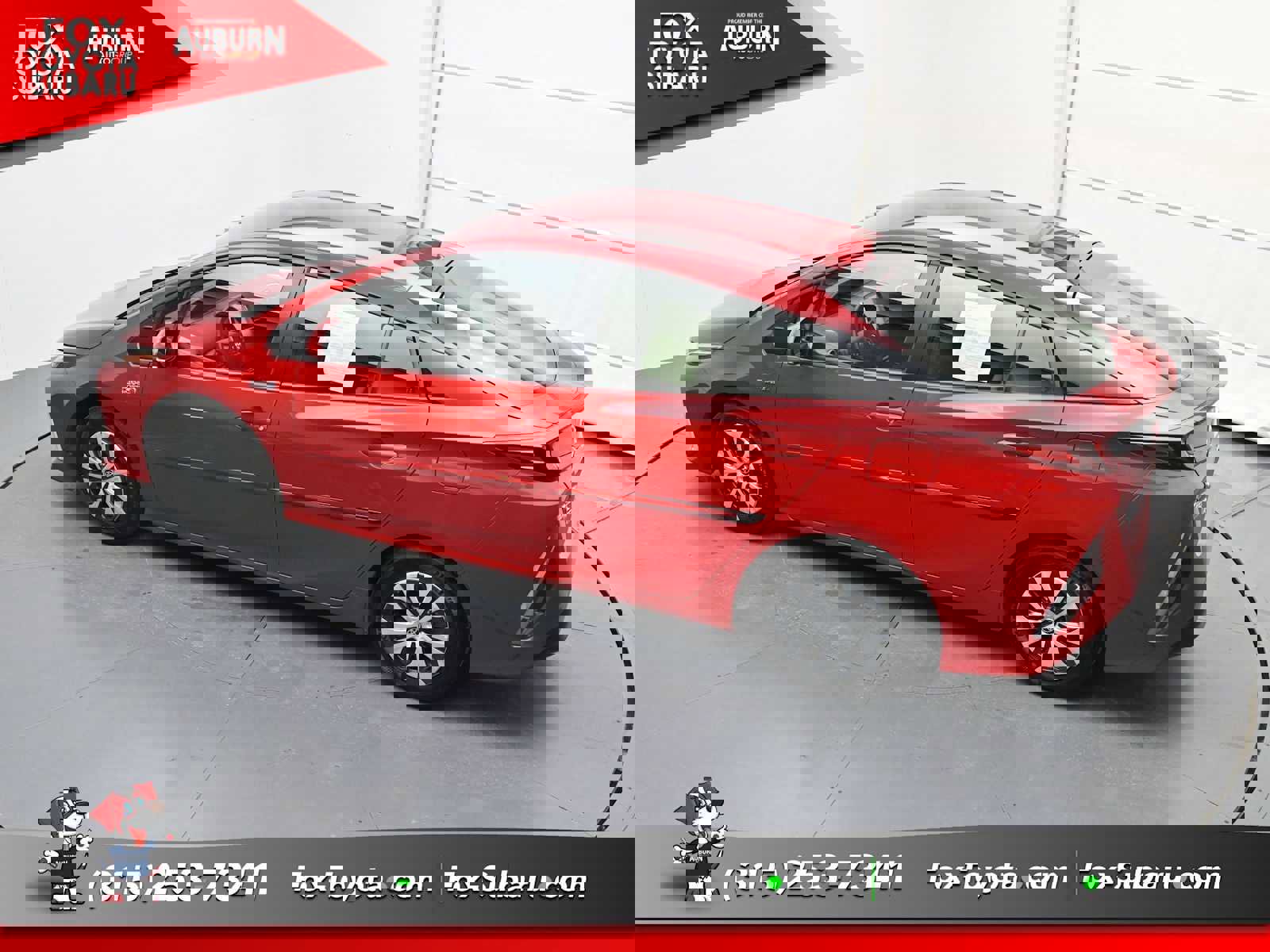 Used 2022 Toyota Prius Prime XLE image 31