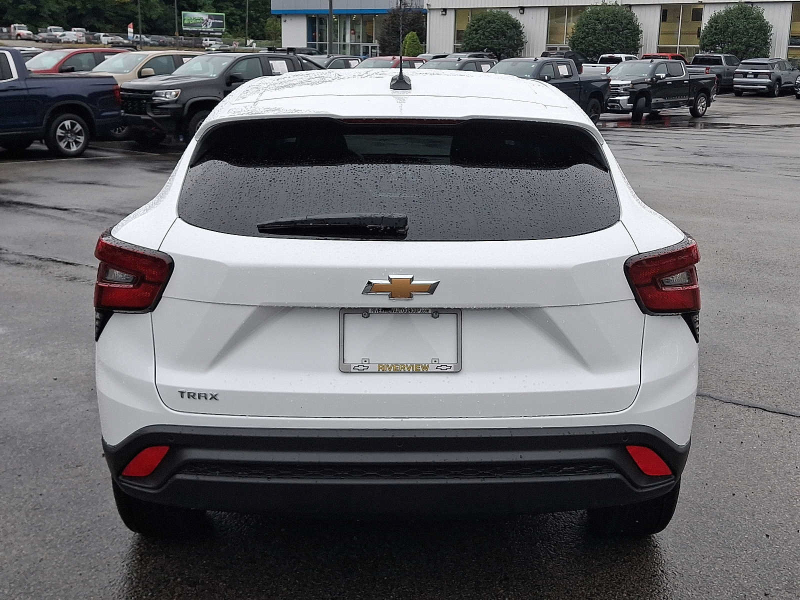 Used 2025 Chevrolet Trax LS w/ LS Convenience Package FWD image 5