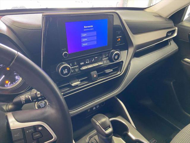 Certified 2024 Toyota Highlander LE image 21