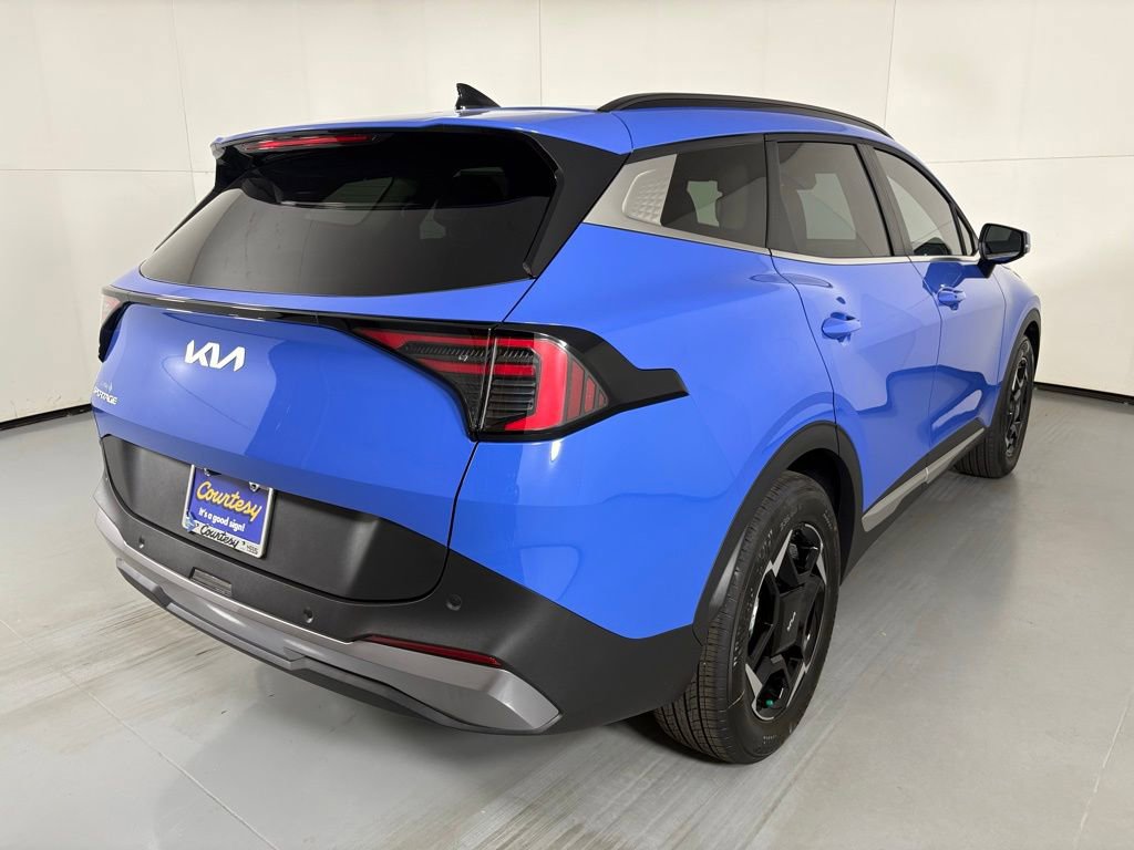 New 2026 Kia Sportage EX FWD image 8