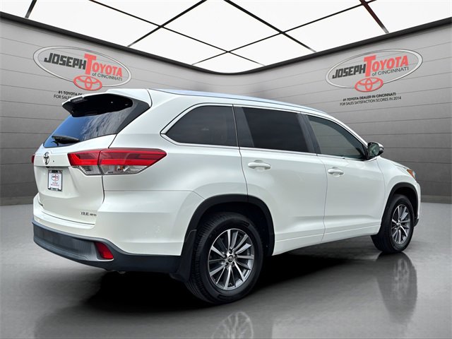 Certified 2018 Toyota Highlander XLE image 4