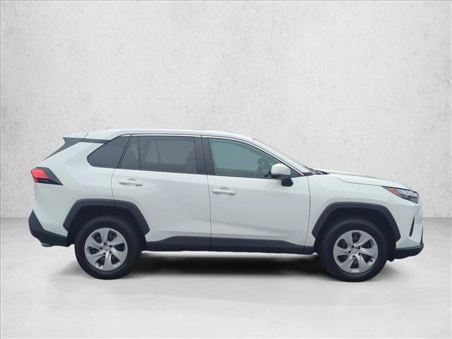 Certified 2024 Toyota RAV4 LE AWD/4WD image 4