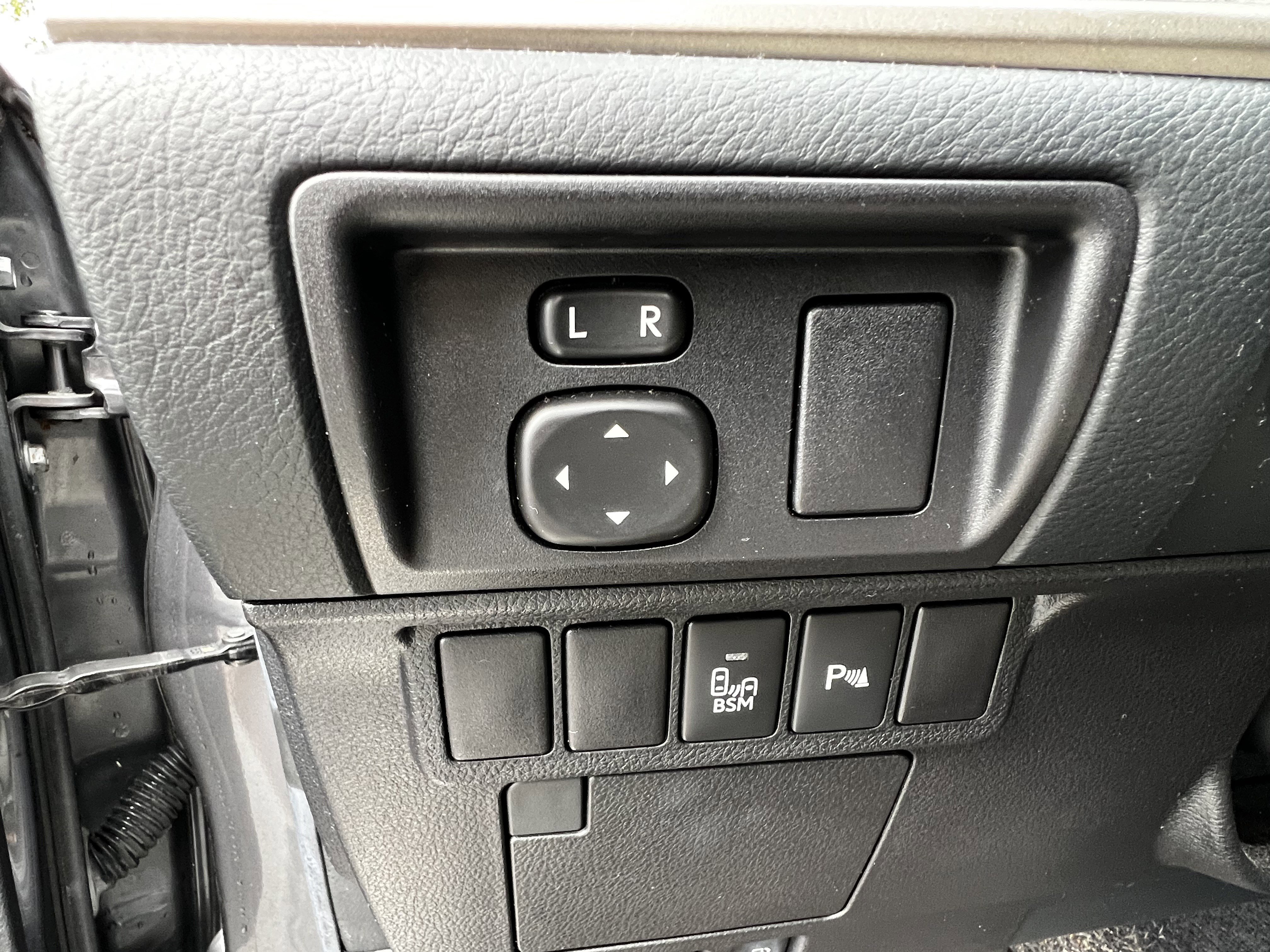 Used 2013 Lexus ES 350 w/ Luxury Pkg FWD image 16