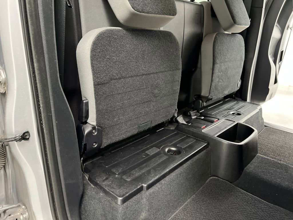 Used 2016 Toyota Tacoma SR image 22