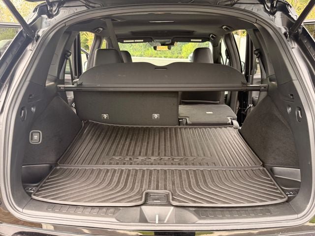 Used 2025 Honda Passport EX-L image 17