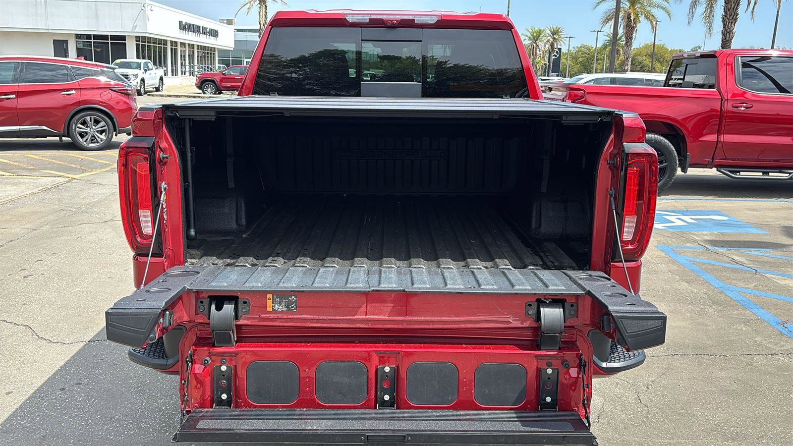 Certified 2024 GMC Sierra 1500 Denali w/ Technology Package AWD/4WD image 7
