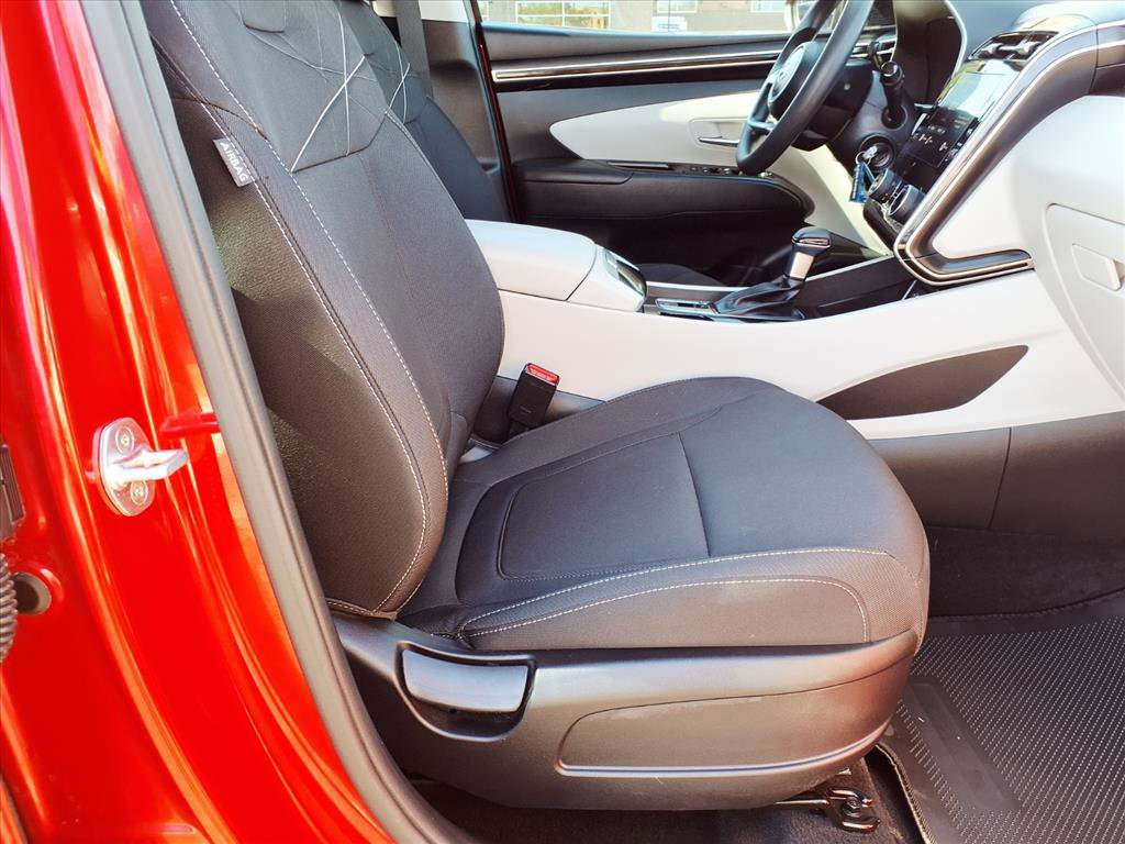 Certified 2022 Hyundai Tucson SE FWD image 11