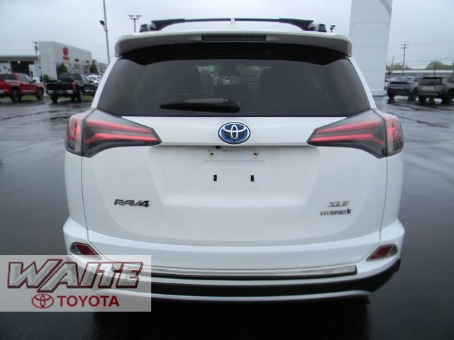 Used 2016 Toyota RAV4 XLE w/ Convenience Package AWD/4WD image 3